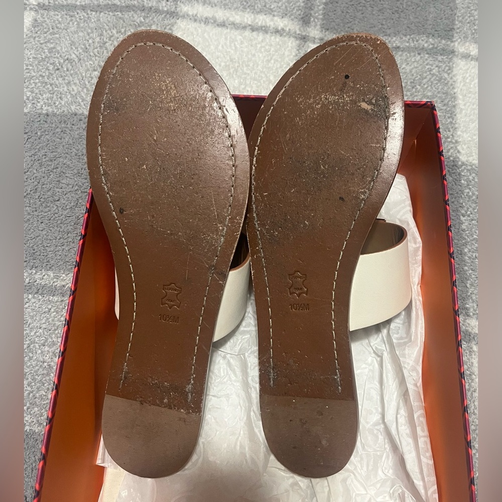 Sandals - Picture 4 of 4